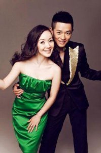 ​凤凰传奇曾毅家庭照曝光，妻子貌美如花，刀郎力挺并保持友好关系