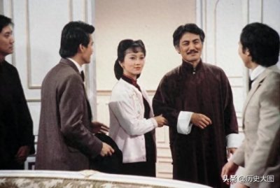 ​1980年香港电视剧《上海滩》的剧照，图2是周润发和赵雅芝