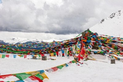 ​世界最后一块“圣地”之旅（5）——色季拉山口-挂经幡