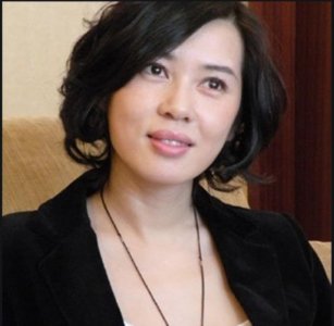 ​王全安和余男（与王全安同居12年）