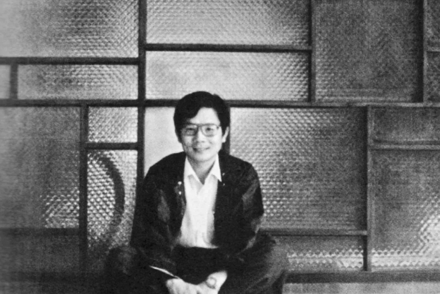 汪国真：学者不愿提他，余秀华说“看不起他”，为何还有人喜欢他