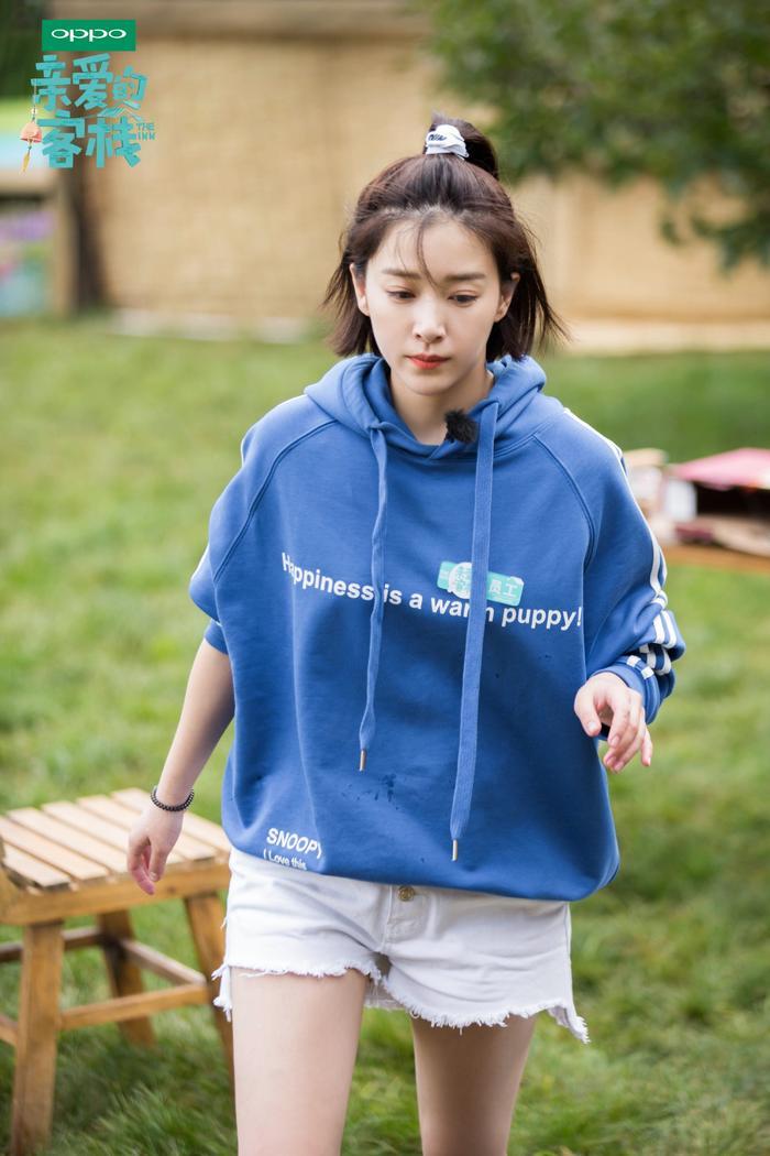 《亲爱的客栈》阚清子好性格圈粉无数，橘色系妆容又酷又少女！