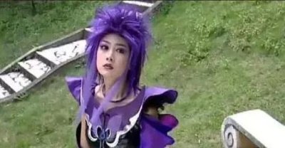 ​巴啦啦小魔仙，35岁的黑魔仙小月晒结婚照，官宣结婚，祝福祝福