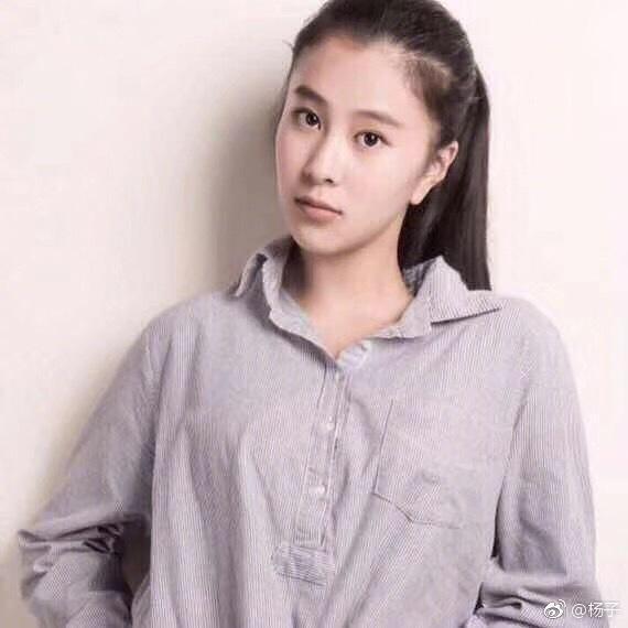 杨子15岁的女儿考取哈佛，气质不输黄圣依，和爸爸是朋友关系