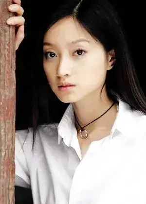 沈佳妮的温婉大方高清气质写真图片