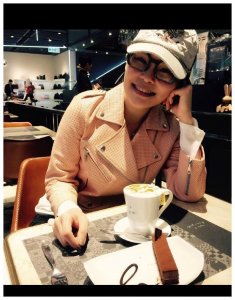 歌手周蕙以“约定”爆红后又深受背叛之苦,如今40岁过成这样