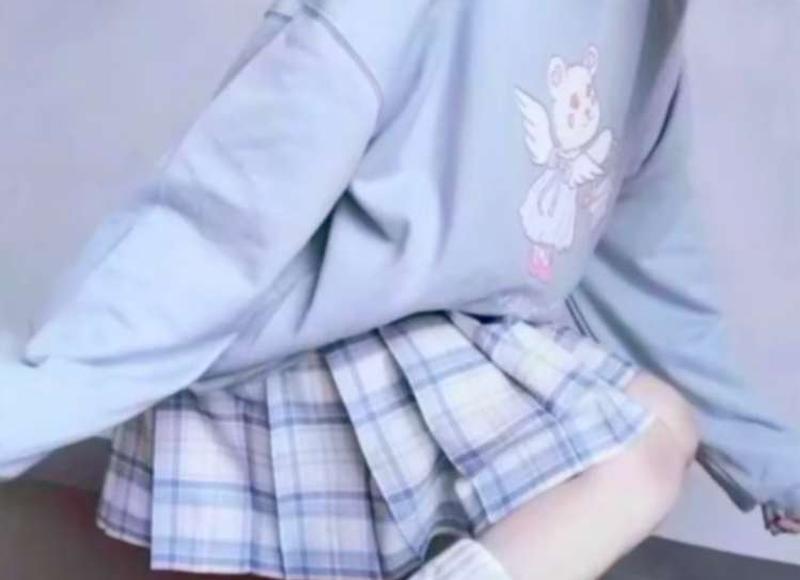 能快速推进双方关系的约会技巧 肢体进挪