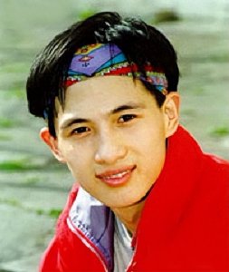 ​黄豆豆：国内最有名的男舞蹈家，如今娶演员妻子生两个孩子