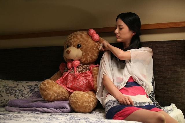 金瀚背景资料(看完金瀚显赫家世背景被震惊了)