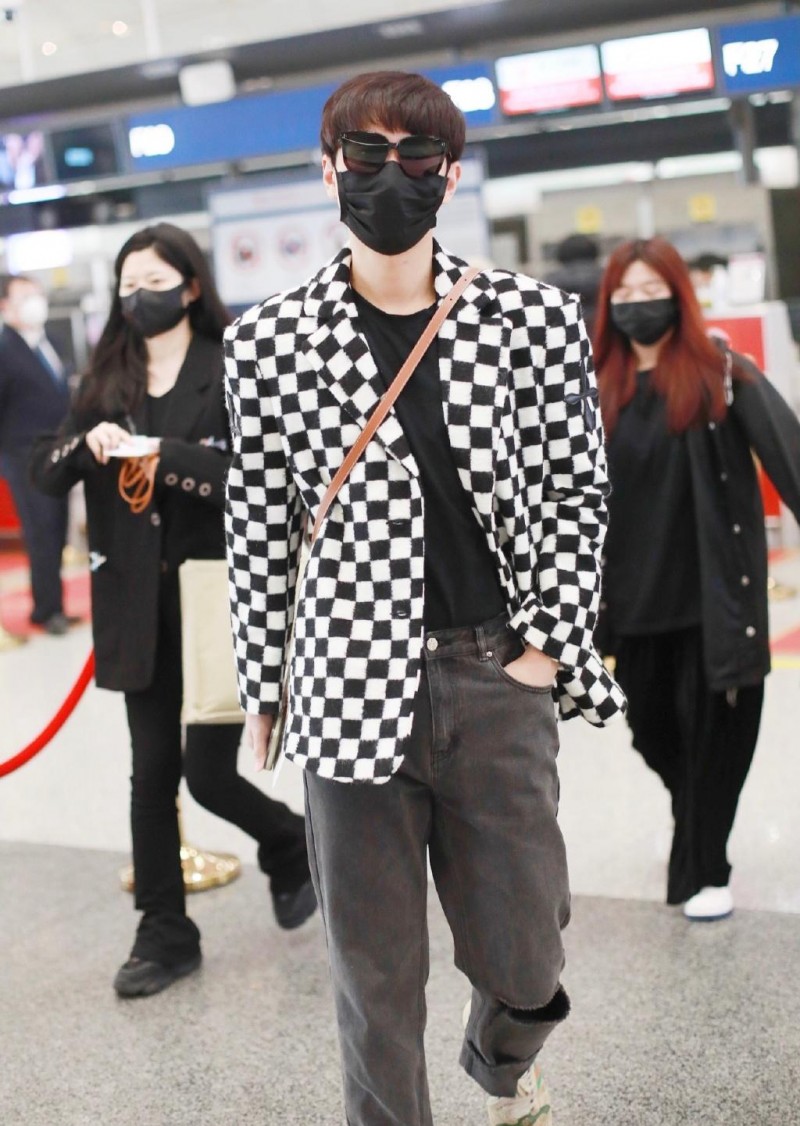 汪苏泷图片最帅的图片（占据90后歌单的音乐才子汪苏泷）