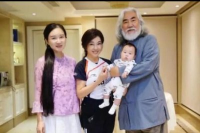 杨振宁与翁帆到底有没有孩子(杨振宁和翁帆的孩子)