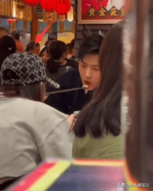 邓伦李沁谈恋爱了吗（娱乐圈邓伦李沁三亚密会）